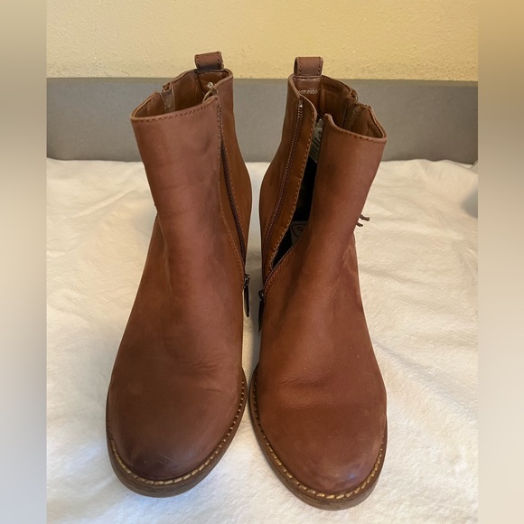 Blondo boots size 7.5  waterproof  great condition Nordstrom - Picture 1 of 4